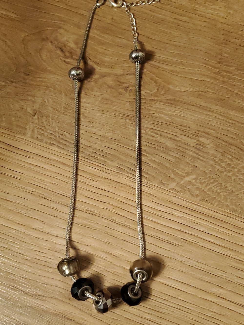 Silver-Tone Women’s Bead Chain Necklace in Black and Silver